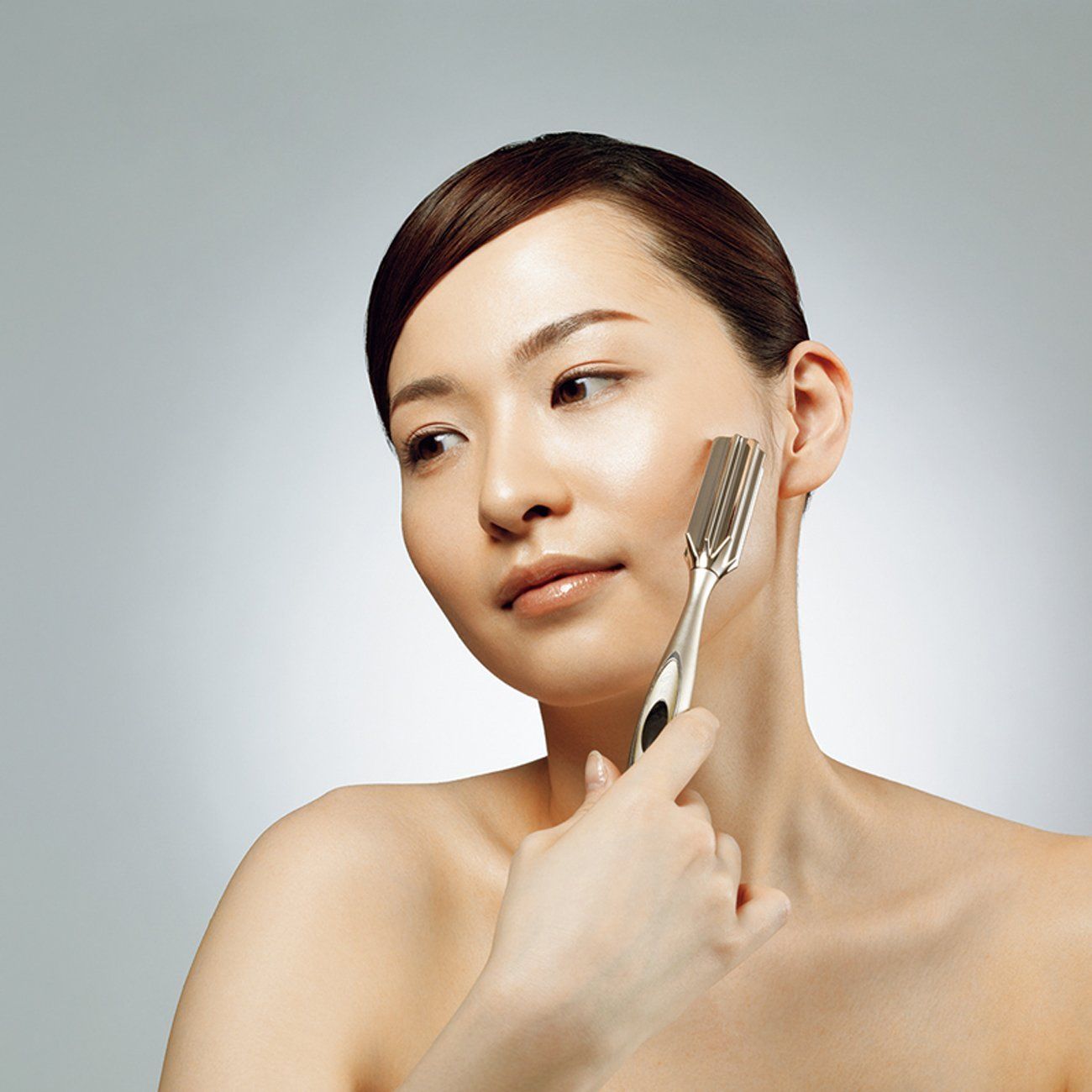 Массажеры и косметические аппараты