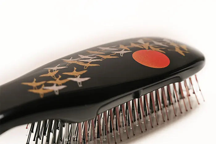 Scalp Brush Makie Limited Edition - Расческа для кожи головы S HEART S